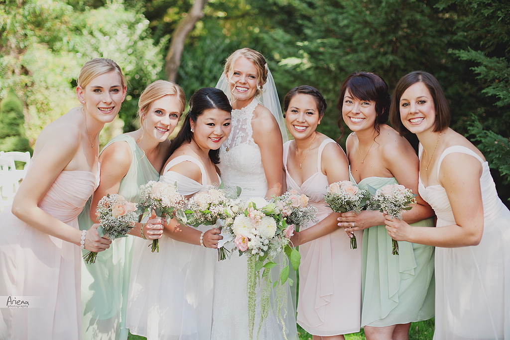 Bridesmaids portraits. Elegant summer wedding at Laurel Creek Manor. Sunny day in Seattle, PNW with lot of green classic details
